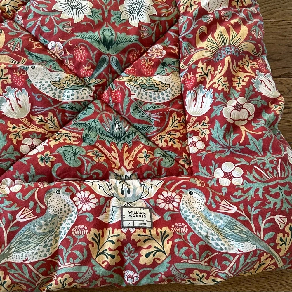 William Sonoma William Morris Queen Comforter Strawberry Thief Print Pillow Sham